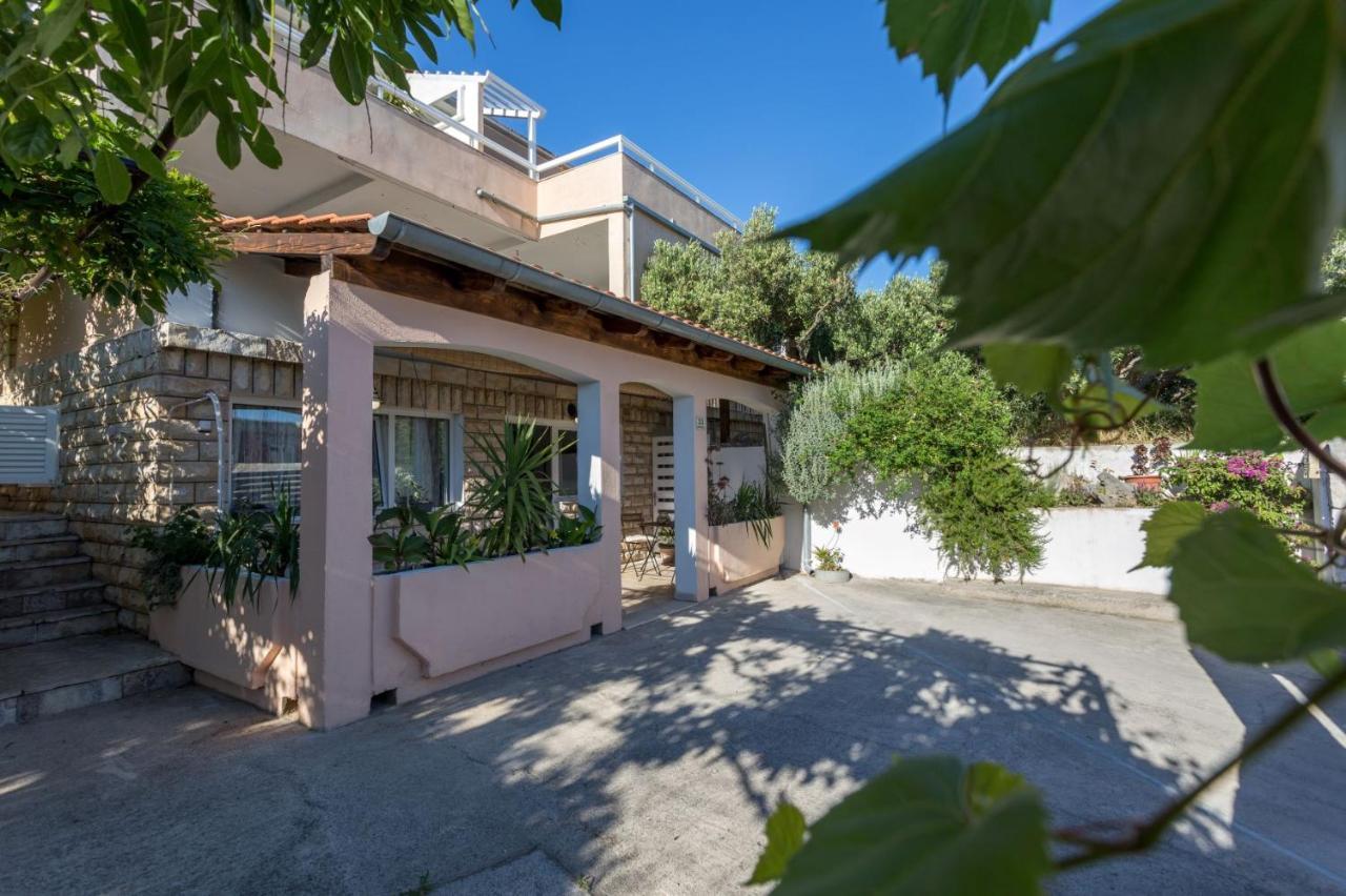 Appartamento Nomads Hvar Town Esterno foto